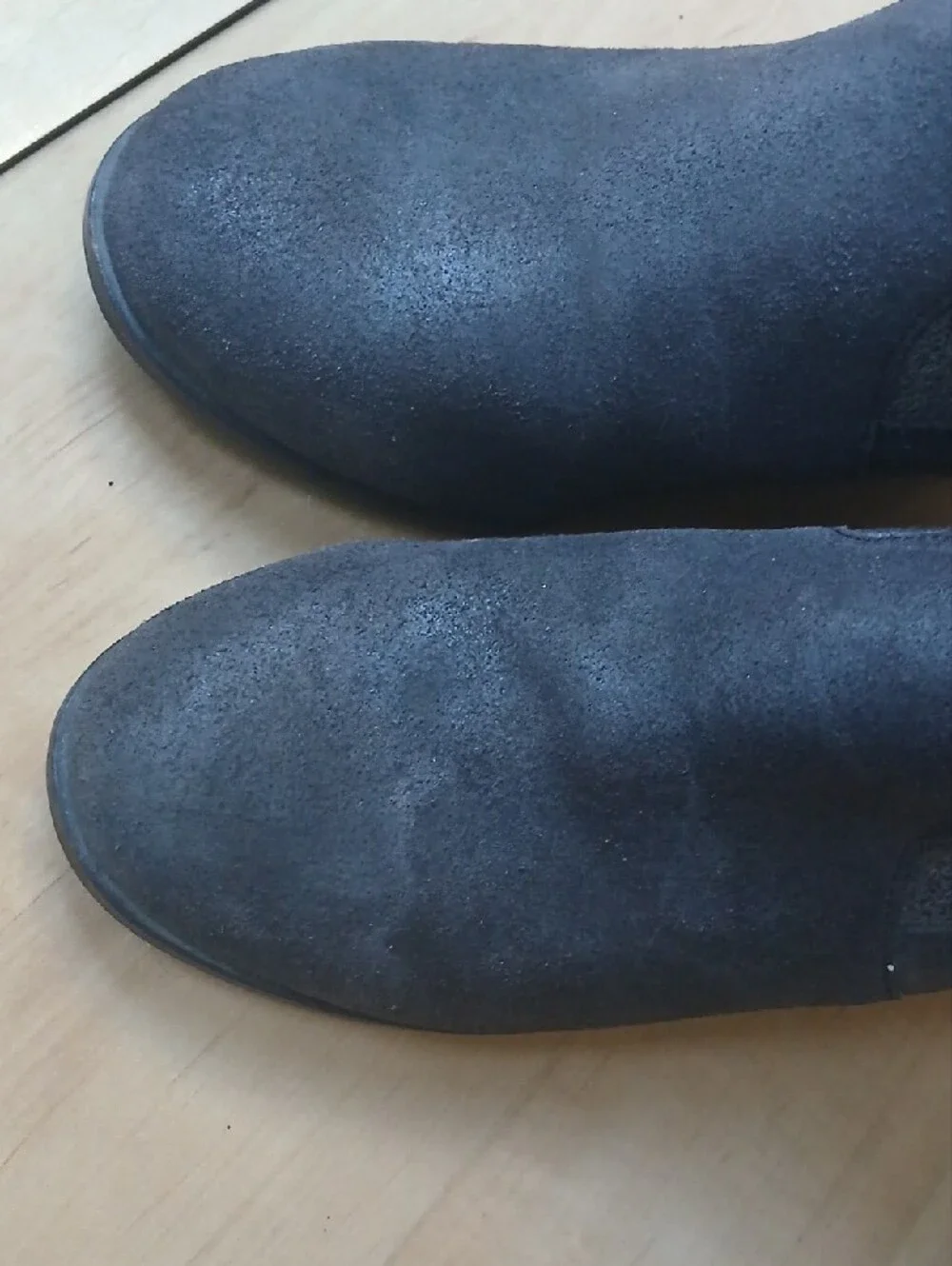 Emu wedge ankle